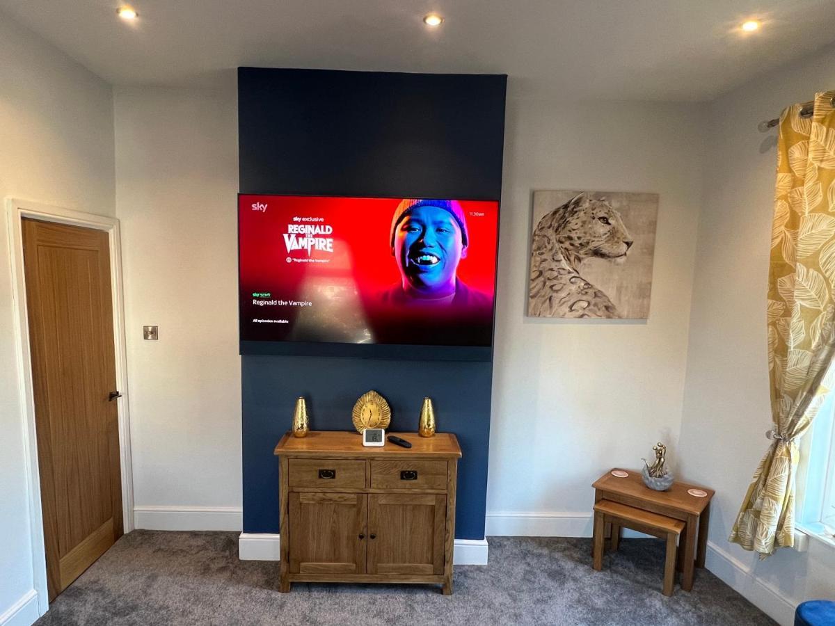 Luxury 2 Bed Apartment Great Location Stoke-on-Trent Ngoại thất bức ảnh